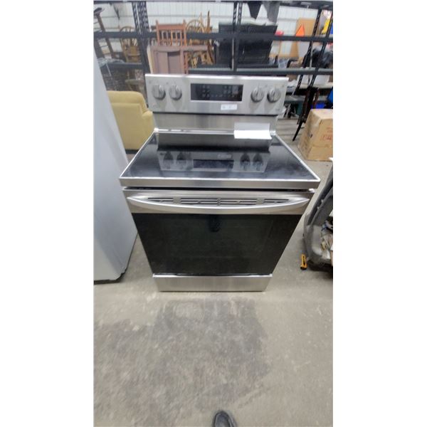 LG Stainless Steel Freestanding Electric Range with Ceramic Cooktop, Convection, and Air Fry