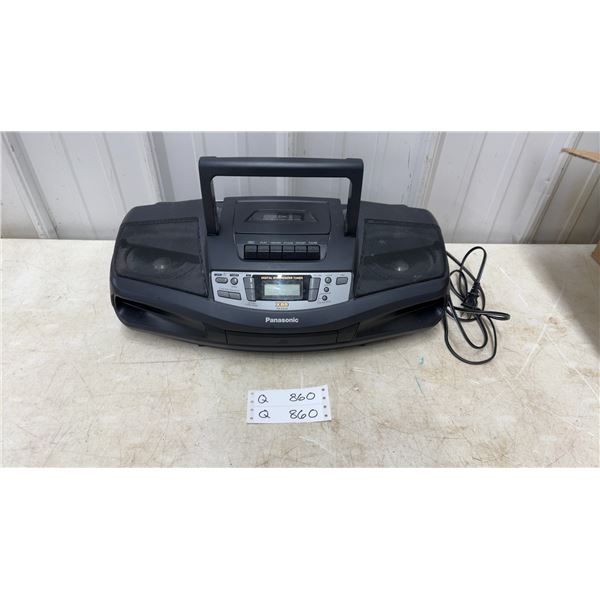 Panasonic RX-DS16 XBS Digital Synthesizer Tuner Boombox