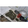 Image 5 : Tactical Vest, Red Lantern, First Aid Kit, Red Emergency Light, Shovel, 2 Metal Bowls