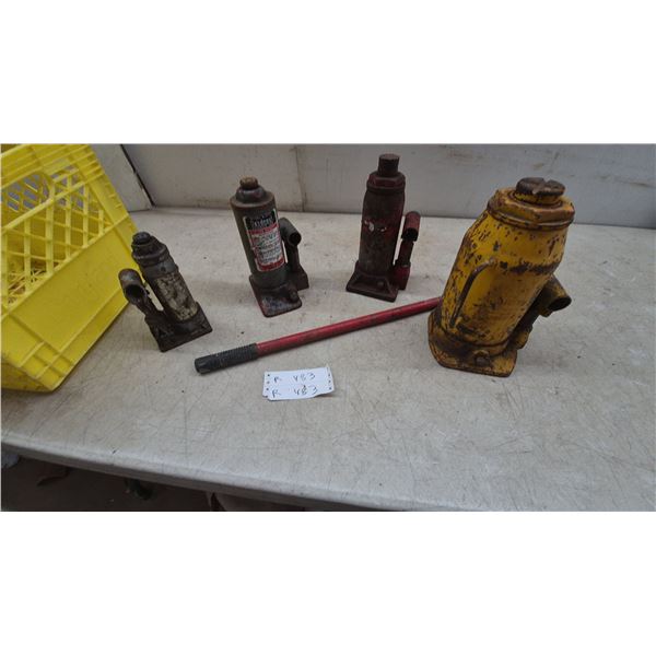 Four Hydraulic Bottle Jacks and Operating Handle