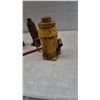 Image 2 : Four Hydraulic Bottle Jacks and Operating Handle
