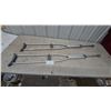 Image 1 : Pair of Adjustable Forearm Crutches, Aluminum, with Gray Hand Grips and Arm Cuffs