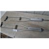Image 3 : Pair of Adjustable Forearm Crutches, Aluminum, with Gray Hand Grips and Arm Cuffs