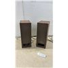 Image 2 : Pair of Akai Jet Stream System Speakers with Silver Front Panel and Wood-Grain Cabinets