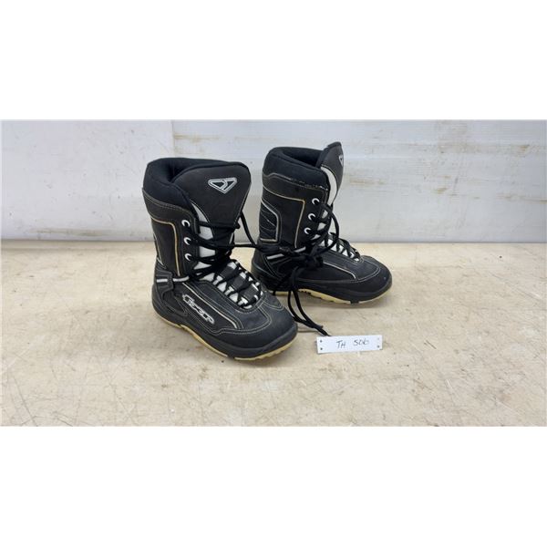 FXR Team Lace-Up Snowboard Boots, Black with White Accents, Size 6