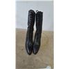 Image 5 : Pair of Black Leather Lace-Up Victorian Boots