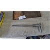 Image 5 : Digital Caliper in Wooden Case, with 12” Bar and Jaws