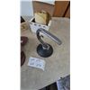Image 2 : Assorted Sanding Discs, Sandpaper Roll, and Suction Cup Handle
