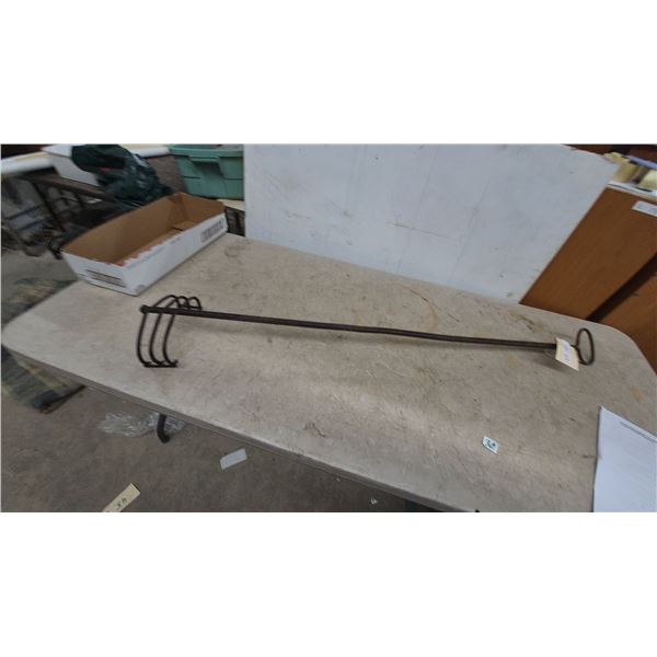 Vintage Iron railroad train twist/turn coal grapple fork.