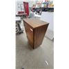 Image 2 : Mid-Century Modern Dresser with 4 Drawers and Brass Pulls, 41”×26”×16”
