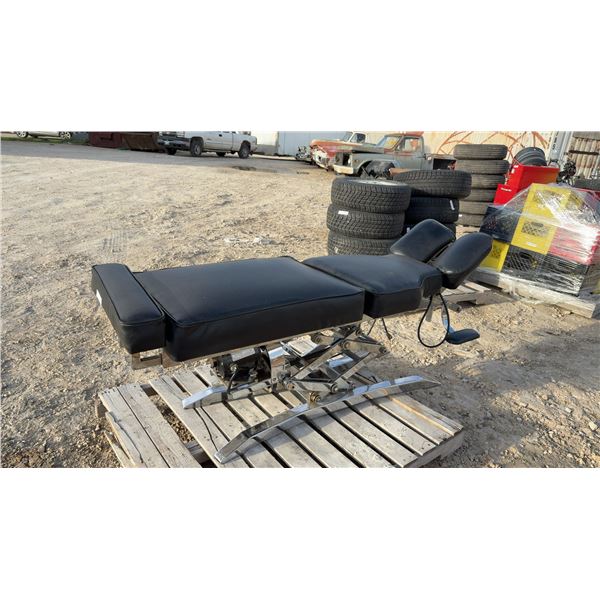 Kyro Manufacturing Power-Lift Chiropractic / Massage Adjustment Table with GE 1/2 Horsepower Motor