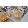 Image 5 : Drop-Leaf Dining Table and 4 Windsor-Style Chairs