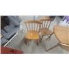 Image 6 : Drop-Leaf Dining Table and 4 Windsor-Style Chairs