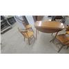 Image 8 : Drop-Leaf Dining Table and 4 Windsor-Style Chairs