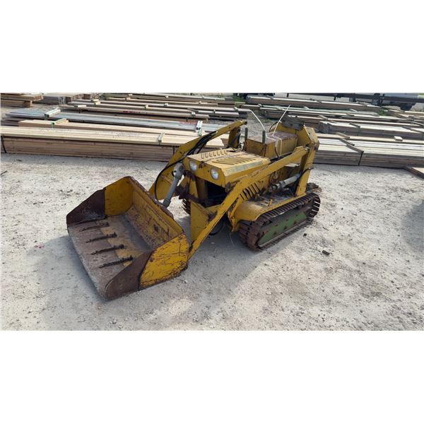 Rare Kitty-Track H12 Super Crawler – Compact Tracked Loader with Hydraulic Bucket & Headlights