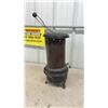 Image 6 : Antique General Steel Wares Hot Blast kerosene Heater