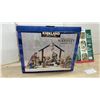 Image 5 : Kirkland Nativity Set, Gallery North Cracker Kit and Electronic Christmas Ferris Wheel