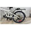 Image 7 : Everyday Camino Folding Bicycle, White Alloy Frame, 20” Blue Rim Wheels, 7-Speed microSHIFT