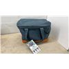 Image 2 : CleverMade Collapsible Cooler Tote Max and Inflatable Sleeping Pad