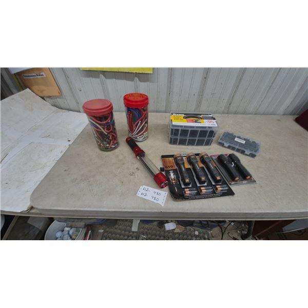 Titan Universal Push Pin Retainer Kit, Duracell and VoltKing Flashlights