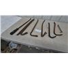 Image 4 : Assorted Pry Bars and wrecking bars /goosenecks