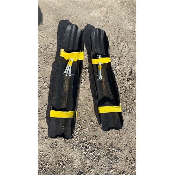 4 Snowmobile Ski Skins