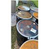 Image 5 : 5 45 Gallon Metal Drums