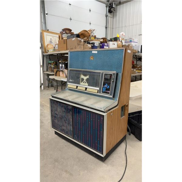 Seeburg SPS160 Stereo Showcase Jukebox, 1968, 160 Selection