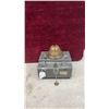 Image 12 : Aladdin railroad caboose oil lamps x2, street lantern, and Metal kerosene lamps x2