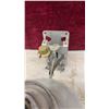 Image 7 : Aladdin railroad caboose oil lamps x2, street lantern, and Metal kerosene lamps x2