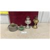 Image 1 : Antique Oil Lamps and Kerosene Lamps