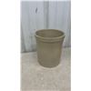 Image 5 : Set of Four Crocks with Brown Interior Glaze, Varying Sizes