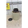 Image 6 : 3-Gallon Stoneware Crock With Lid and Gray Stoneware Storage Jar