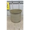 Image 10 : 4 Gallon Medalta Crock with Lid and 2 Gallon Medalta Crock