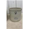 Image 2 : 4 Gallon Medalta Crock with Lid and 2 Gallon Medalta Crock