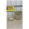 Image 7 : 4 Gallon Medalta Crock with Lid and 2 Gallon Medalta Crock