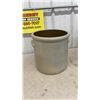 Image 5 : 5 Gallon Stoneware Crock and Wooden Crate