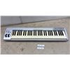 Image 1 : M-Audio Keystation 61es 61-Key USB MIDI Controller Keyboard with Pitch Bend and Modulation, No