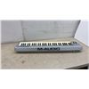 Image 5 : M-Audio Keystation 61es 61-Key USB MIDI Controller Keyboard with Pitch Bend and Modulation, No