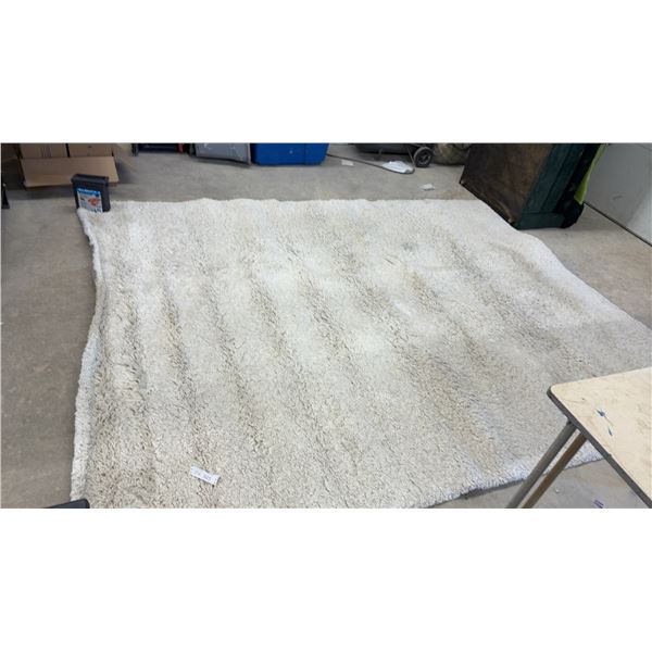 Carpet Art Deco Off-White Shaggy Area Rug, 100% Polypropylene Pile, 95” x 124”