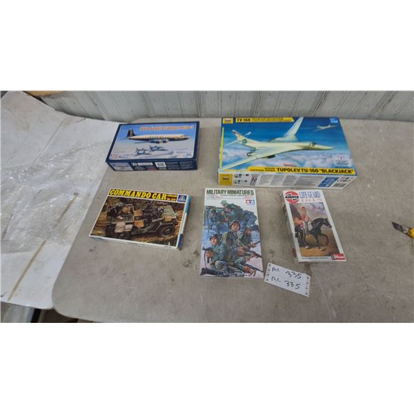 5 Model Kits: Minicraft Blue Angels R5D-3, Tupolev TU-160” Blackjack", Italeri Commando Car