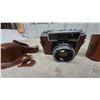 Image 3 : Lot of 3 Vintage Cameras: Yashica Lynx-1000, Argus C3