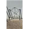 Image 2 : Wrought Iron Bed Single Frame Set With Arched Headboard, Footboard, and Side Rails
