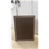 Image 6 : Pair of Vintage Wood-Grain Bookshelf Speakers with Brown Fabric Grilles