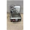 Image 3 : Marvel Captain America: Civil War Embossed Tin Lunchbox