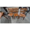 Image 4 : Dining Table and Six Spindle-Back Chairs with Leaf
