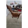 Image 4 : Oak Mission Style Morris Armchair with Adjustable Back and Upholstered Cushions