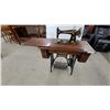 Image 1 : Antique Singer Model 27 Treadle Sewing Machine