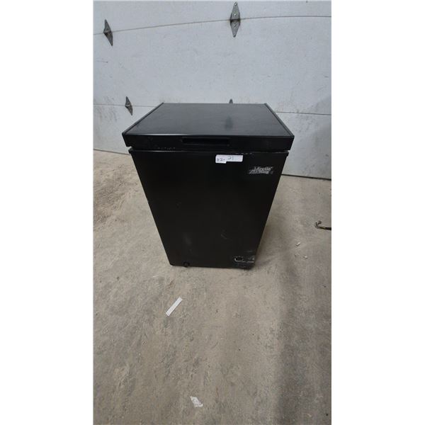 Mistic Chest Freezer, Black, Model M2-21, with Power Cord