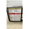 Image 6 : MotoMaster Eliminator 1500 W Mobile Digital Power Inverter, Model 284-6280-0, with Box